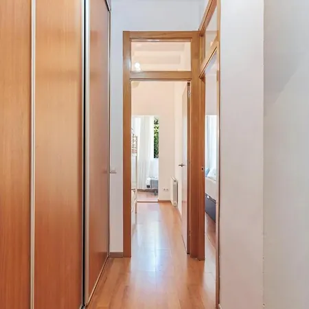 Fridays Flats Charming In Clot Apartment Barcelona